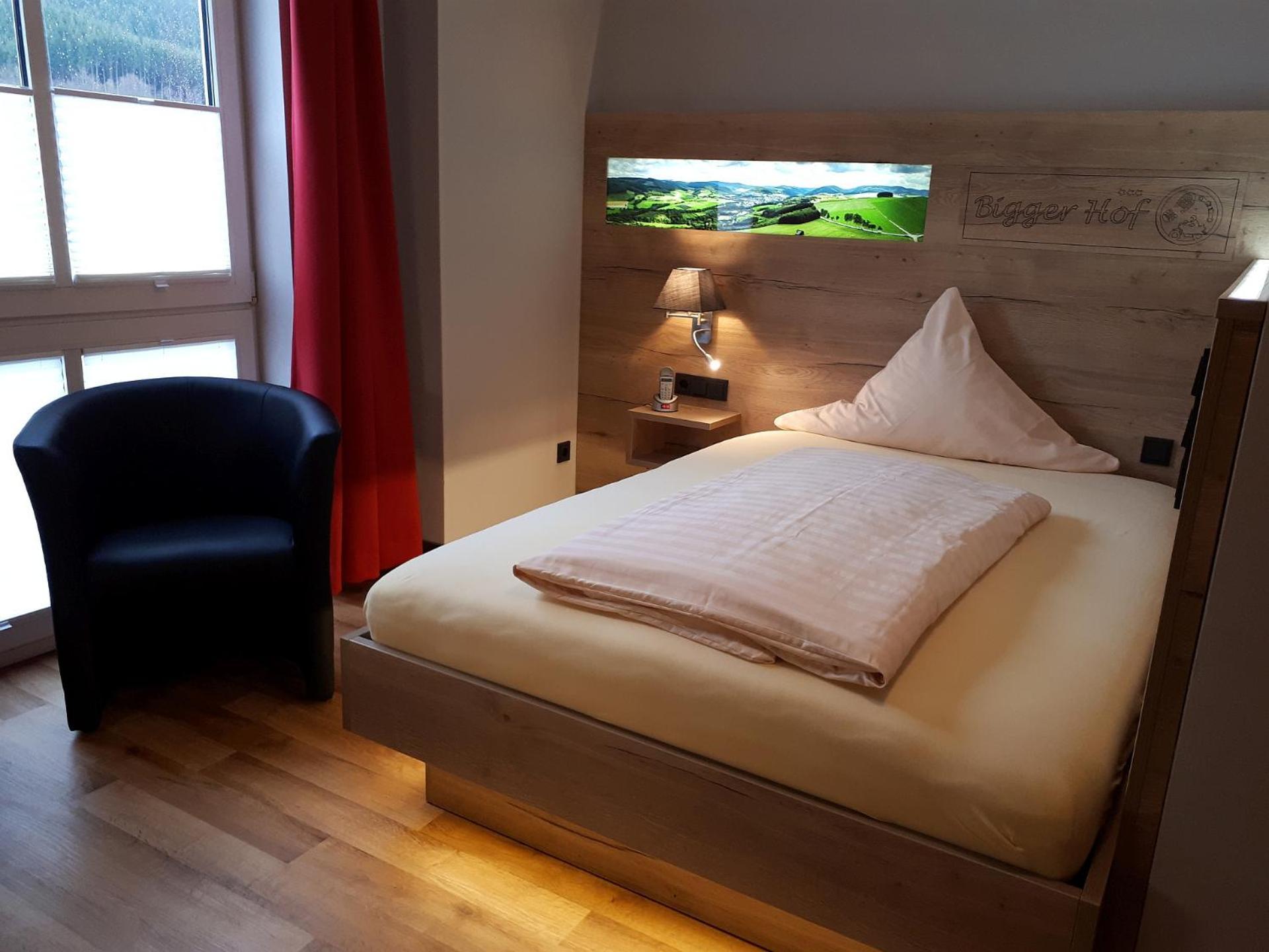 Hotel Bigger Hof - Wirtshaus Platzhirsch Am Jahnplatz Olsberg Bagian luar foto