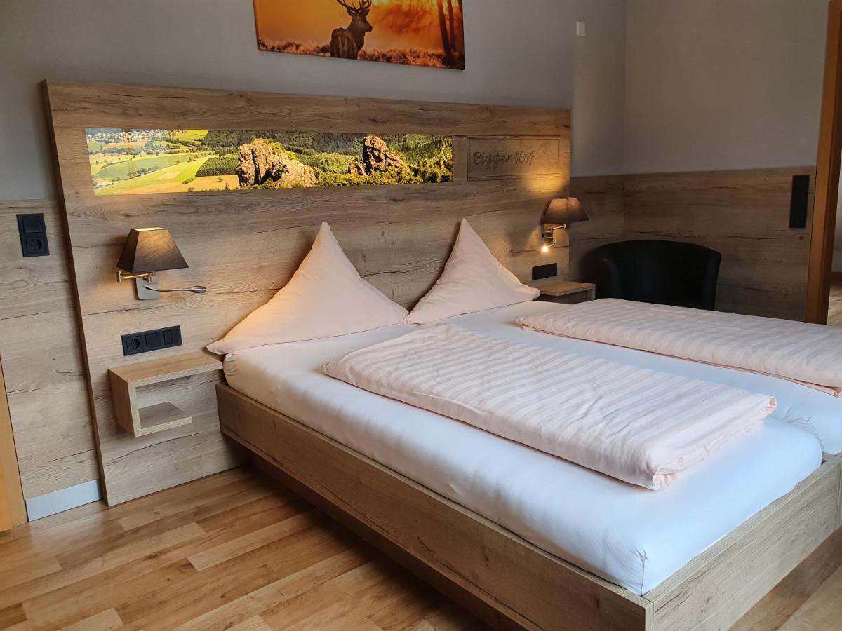 Hotel Bigger Hof - Wirtshaus Platzhirsch Am Jahnplatz Olsberg Bagian luar foto