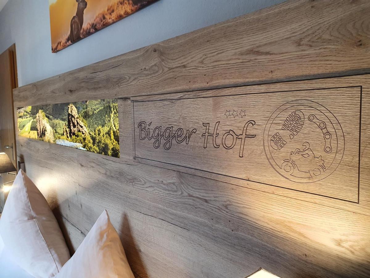 Hotel Bigger Hof - Wirtshaus Platzhirsch Am Jahnplatz Olsberg Bagian luar foto
