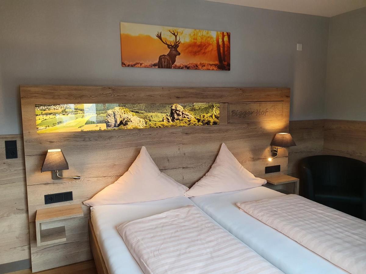 Hotel Bigger Hof - Wirtshaus Platzhirsch Am Jahnplatz Olsberg Bagian luar foto